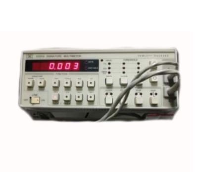 AGILENT TECHNOLOGIES 5005A - , MULTIMETER, SIGNATURE, W/ TIMING POD, 30 V, W/ DATA PROBE, 250 V