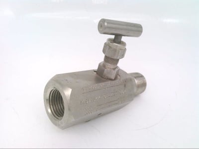 ANDERSON GREENWOOD M9VIS-44 - BLOCK AND BLEED VALVE, 1/2 INCH, FXM 316S, 4000 - 6000PSI, 200 - 500 F