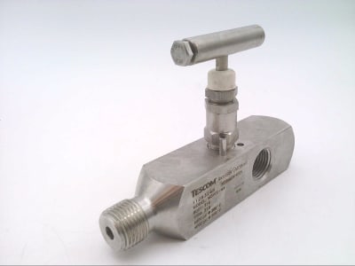 ANDERSON GREENWOOD M5VIS-44 - 1/2MX(3)1/2F, 316S, 6K GAUGE, VLV