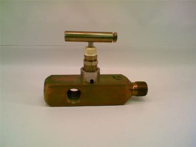 ANDERSON GREENWOOD M5VIC44BL-U02452003 - VALVE GAUGE 3-OUTLET 4000/6000PSI