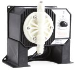 Hanna Instruments Diaphragm Electric Positive Displacement Pump, 5L/h, 101.5 psi, 240V ac