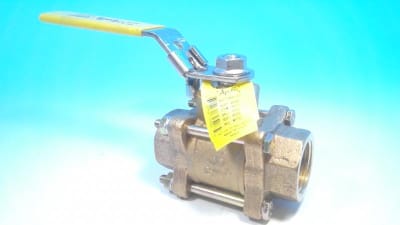 APOLLO VALVES 82-145-27 82-100 - BALL VALVE, 3-PIECE, BRONZE, FNPT END STYLE, 600 PSI, 500 DEGREE FARENHEIT TEMPERATURE RATING, LATCH-LOCK LEVER ACTUATOR TYPE, 1-1/4 INCH VALVE DIAMETER