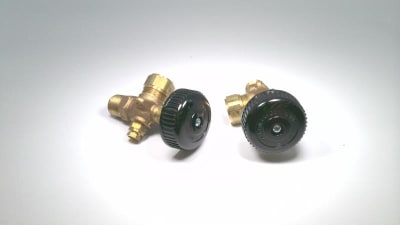 APOLLO VALVES 20-151-03 - 1/2" BRONZE GAUGE LESS GLSS/ROD