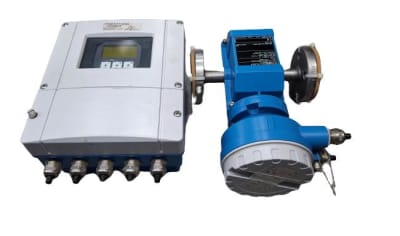 Endress+Hauser 53P15-EF0B1AC2AAAA - DISCONTINUED BY MANUFACTURER, ELECTROMAGNETIC FLOWMETER, CONSISTS OF FLOW METER AND DISPLAY, 1/2" NOMINAL DIAMETER, PTFE