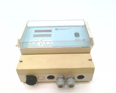 Endress+Hauser CNM750-7A1A - MEASUREMENT OF DISSOLVED ORGANIC SUBSTANCES OR THE SPECTRALABSORPTION COEFFICIENT, POWER SUPPLY 80 TO 250 VAC, OUTPUT: R