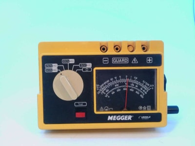 Megger 212160 - DISCONTINUED BY MANUFACTURER,HAND CRANK MEGOHMMETER,0-1000MOHMS,0-5K OHM,0-600V
