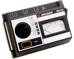 Megger MJ15 - DISCONTINUED BY MANUFACTURER, ANALOG INSULATION TESTER, 5 KV, 100 KOHM TO 25 GOHM INSULATION RANGE, 500 / 1000 / 2500 /