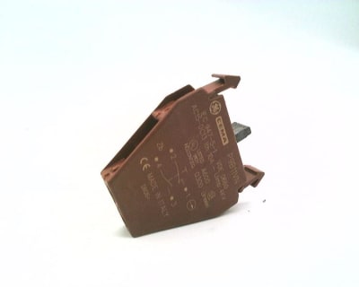 General Electric P9B11VN - DISCONTINUED BY MANUFACTURER, PUSH BUTTON CONTACT BLOCK, 10 AMP-AC, 600 VAC, 300 VDC, 2.5 AMP-DC, 1 NO / NC, SHOCK-RESIS