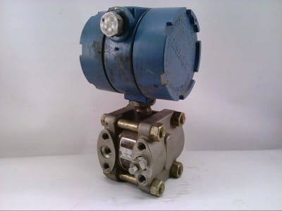 PRESSURE TRANSMITTER, 300 PSI, 45 VDC MAX