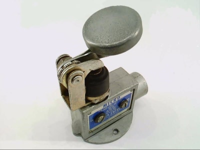Honeywell DTE-2RN4 - MICROSWITCH , DTE-2RN4, DTE2RN4, LIMIT SWITCH, 2POSITION, W/DISK ACTUATOR,