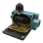 Honeywell DTF2 Series Plunger Limit Switch, 2 NO/2 NC, Die Cast Aluminium Housing, 250V