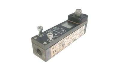 Norgren 0885196 - DISCONTINUED BY MANUFACTURER, PRESSURE SWITCH, AREA RANGE -1 TO +1 BAR, PRESSURE MAX 10 BAR, 18-32 VOLTS, 1 AMP MAX, 4-P