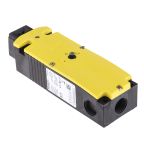 Siemens 3SE5 Series Solenoid Interlock Switch, Power to Unlock