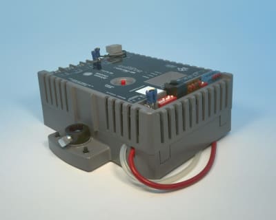 DISCONTINUED BY MANUFACTURER, CONTROLLER SENSOR, CLASS 2, INTEGRATED, PROGRAMMABLE, INPUT / 2.5 AMP / 24 VAC, OUTPUT / 0.5 AMP / 24 VAC