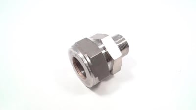 Swagelok 2507-1610-1-12 - DISCONTINUED BY MANUFACTURER, TUBE FITTING, STAINLESS STEEL, 1 IN MALE CONNECTOR, 3/4 IN MALE NPT