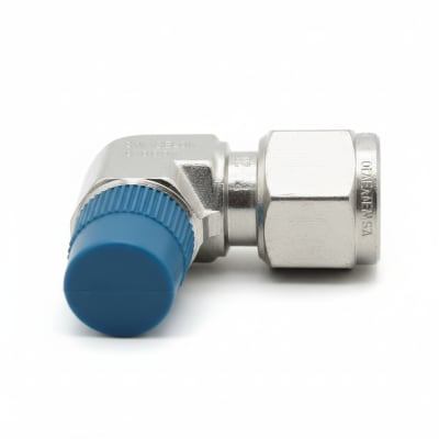 Swagelok S-600-2-4 - CARBON STEEL SWAGELOK TUBE FITTING, MALE ELBOW, 3/8 IN. TUBE OD X 1/4 IN. MALE NPT
