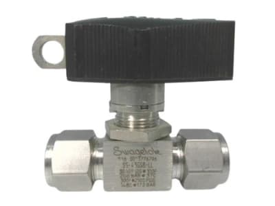 Swagelok SS-43GS8-LL - DISCONTINUED BY MANUFACTURER, BALL VALVE, 40G SERIES, 1 PIECE, 1/2 INCH TUBE FITTING, LOCKING HANDLE / BLACK, 316 STAINL