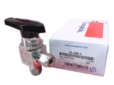 Swagelok SS-44S6-A - TUBE FITTING, STAINLESS STEEL 1-PIECE 40 SERIES ANGLE PATTERN BALL VALVE, 2.0 CV, 3/8