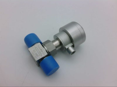 Swagelok SS-4BK-V51-1C - DISCONTINUED BY MANUFACTURER, VALVE, BELLOWS-SEALED, GASKETED, PCTFE STEM TIP, 1/4 INCH, FEMALE, VCR FITTING, SC-11 CLEA