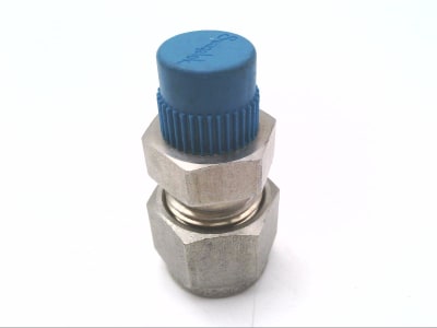 Swagelok SS-600-1-2 - TUBE FITTING, MALE CONNECTOR, 3/8 IN. TUBE OD X 1/8 IN. MALE NPT, STAINLESS STEEL